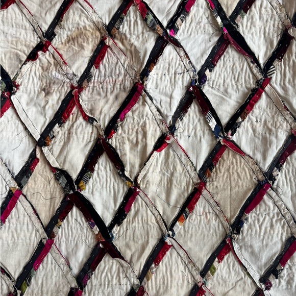 Colorful Geometric Patterned Quilt - Picture 4 of 4